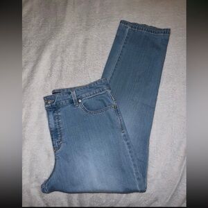 Like New Gloria Vanderbilt Slim Leg Jeans Size 14